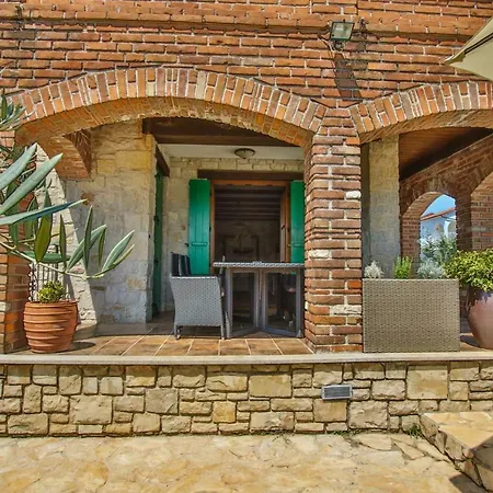 Villa Istriana Jakob With Pool