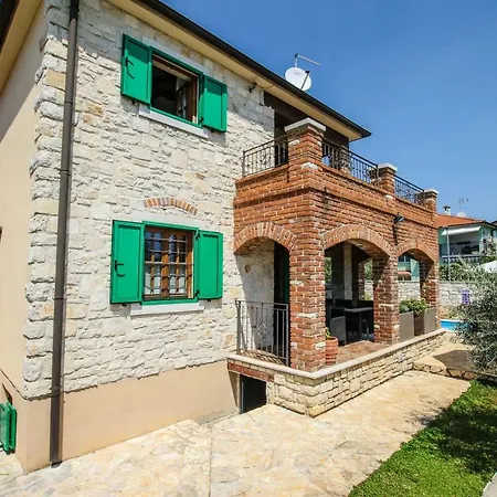 Istriana Jakob With Pool Villa