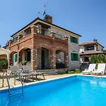 Istriana Jakob With Pool Villa Tar-Vabriga