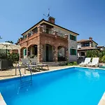 Istriana Jakob With Pool Villa Tar-Vabriga